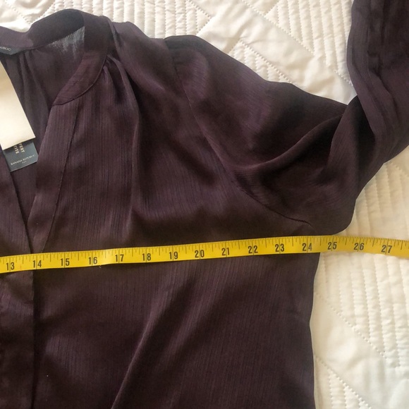 Banana Republic Women’s Long sleeve Button down Blouse. Burgundy size XL Career - Picture 5 of 13